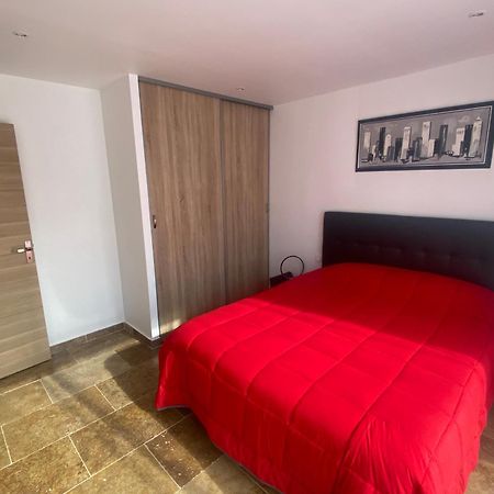 Agreable Dependance 3 Pieces Villa Saint-Maximin Dış mekan fotoğraf